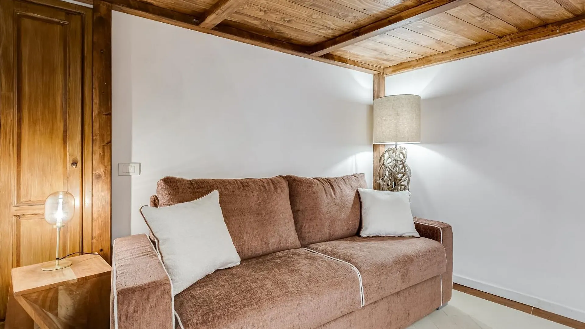 New Roman Apartment - Rome Dream Home İtalya