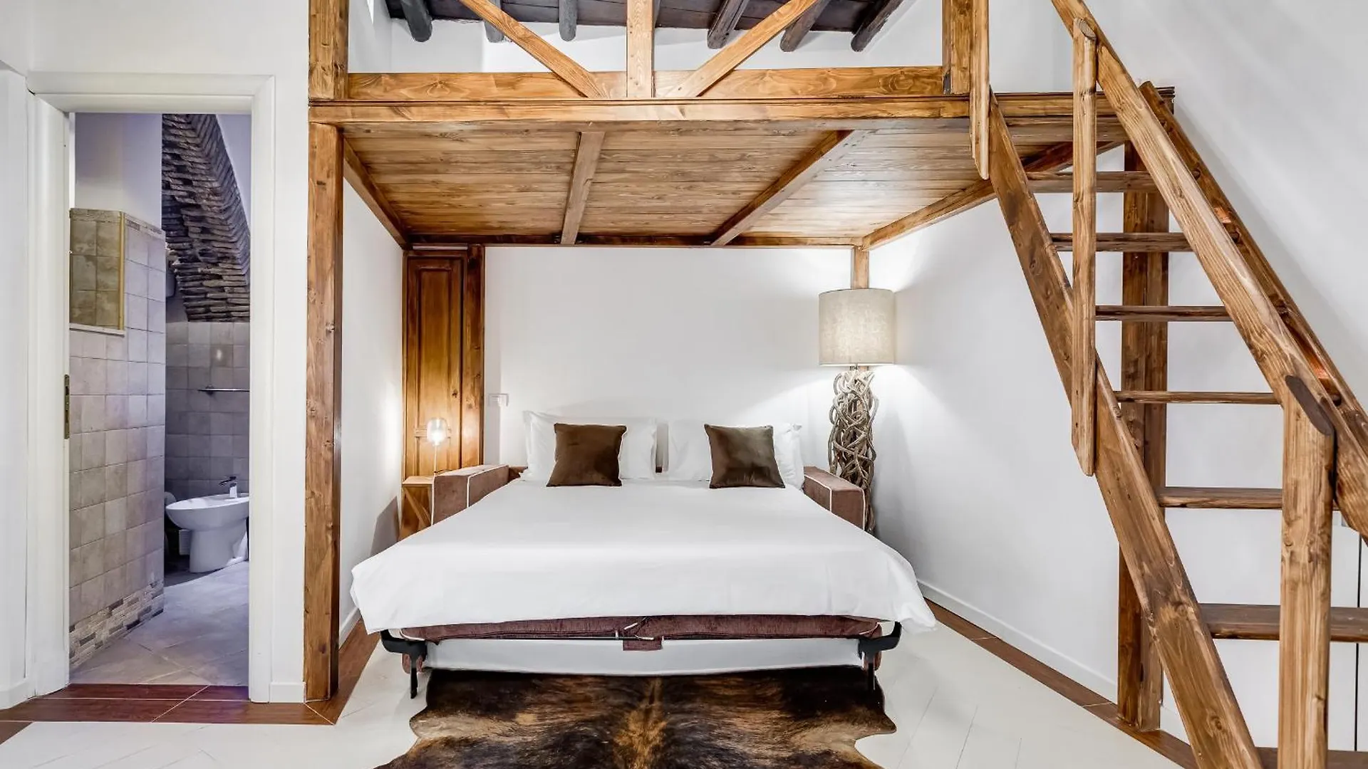 New Roman Apartment - Rome Dream Home