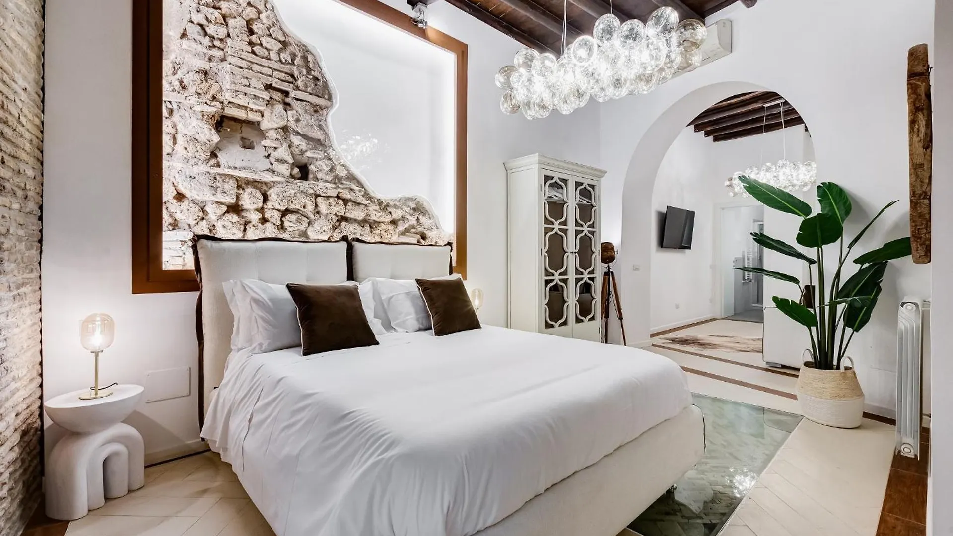 New Roman Apartment - Rome Dream Home