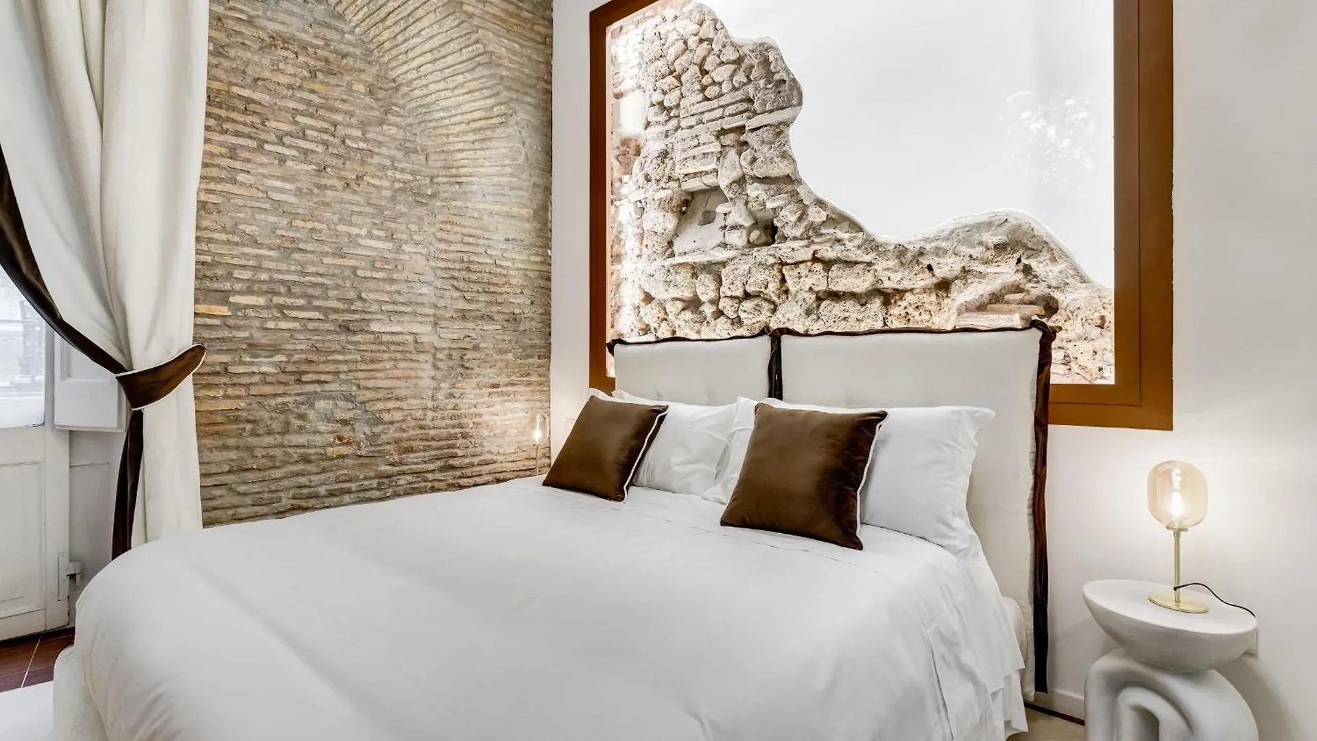 New Roman Apartment - Rome Dream Home İtalya