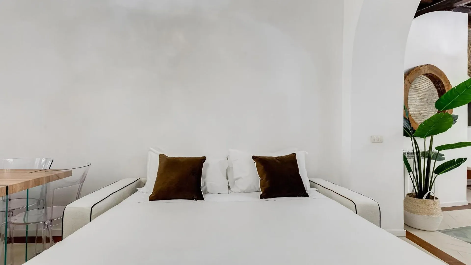New Roman Apartment - Rome Dream Home